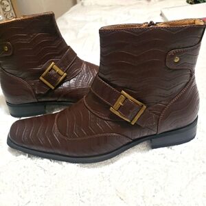 NEW  FARANZI..brown Leather Ankle Boots..size:9.5